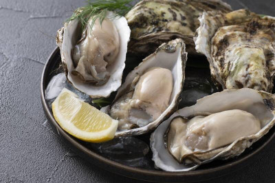 大啖生蠔恐染諾羅病毒？ 食藥署授4招安心享美味