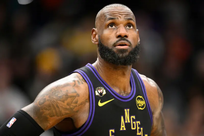 NBA內幕／詹姆斯最終將回騎士退休？「神經刀」JR史密斯大膽預言