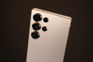 可變光圈相機大戰要開打！蘋果iPhone 18 Pro、三星S27傳搭載