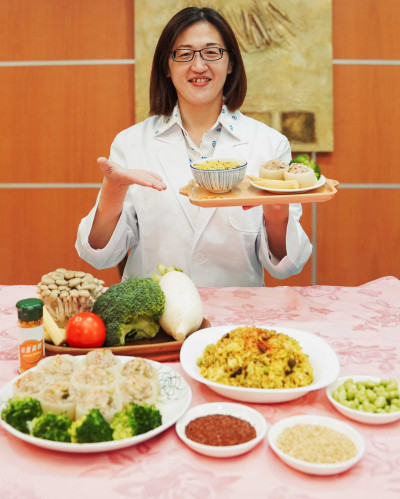 年夜飯熱量破表？ 掌握「紅黃綠燈」原則健康過好年