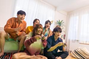 春節不無聊！4 款派對遊戲揪長輩、小孩一起同樂炒熱氣氛