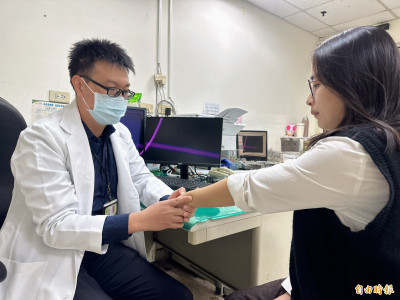 不是媽媽也會中！  豐原醫院骨科揭大掃除最傷手動作