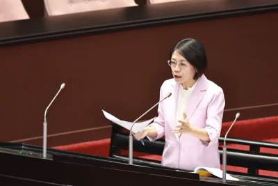 台美簽訂對等貿易協定　翁曉玲批：本世紀最喪權辱國的不平等條約