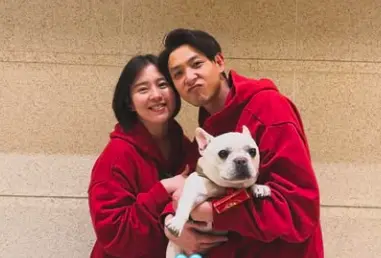 劉品言升格人妻人母首過年！連晨翔1舉動超甜　網羨慕：嫁給愛情