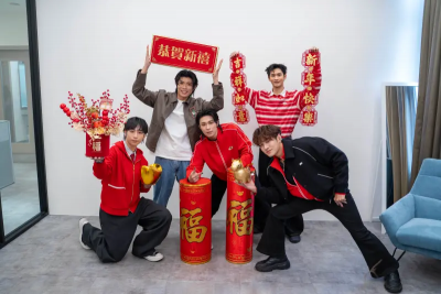 FEniX馬年春節開運法曝光！李承隆拜車關　MAX紅包壓枕頭下求好運