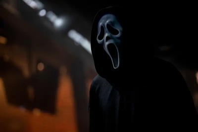 《驚聲尖叫7》妮芙坎貝爾回來了　席妮30年後和女兒對抗鬼臉殺手