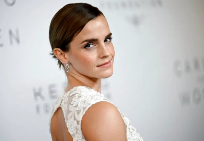 「妙麗」機場激吻5千億男！艾瑪華森爆緋聞　新歡28歲背景超狂　