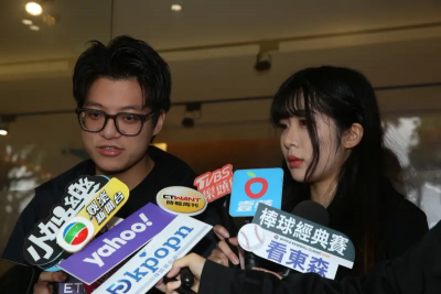 袁惟仁兒袁義首談母親缺席！女兒袁融狂夢見老爸：夢裡的他很健康