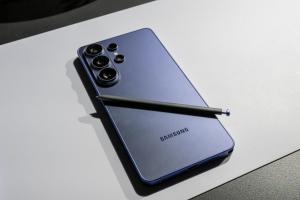 S26 Ultra漲價好貴！專家：三星兩年前舊旗艦仍值得買