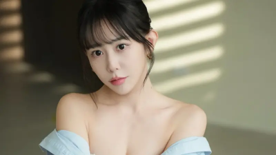 「台灣第一美胸」梓梓採草莓穿太涼快　連女人看了都讚：最正果農