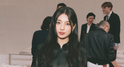 秀智頂級神顏撞臉好閨密宋慧喬！及臀黑長髮美出新高度