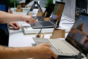 筆電價格要失控？市調：記憶體處理器齊漲、主流機型恐貴40%