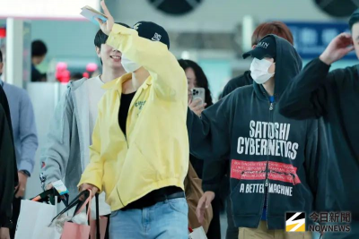 SJ-D&amp;E、VIVIZ抵台！東海調皮獻花給攝影大哥1秒　準備嗨炸櫻花季