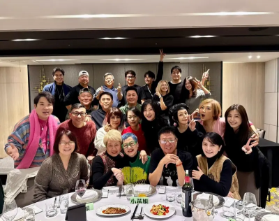 少女隊王思涵懷孕了！挺肚同框徐若瑄、吳奇隆　張小燕現身開春宴