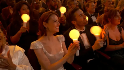 奧斯卡變Kpop演唱會！艾瑪史東、李奧納多狂揮金棒應援獵魔Golden