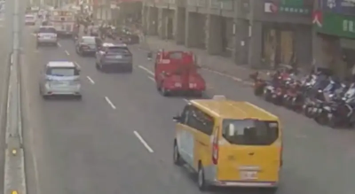 拖吊車司機撞人後躲回公司！駕駛毒駕兼肇逃橫行新北市畫面曝光