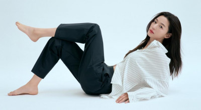 全智賢44歲凍齡感真的太誇張！二寶媽照樣駕馭學生妹風格