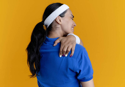 五十肩治療別踩雷！ 醫警：這階段最忌拉筋