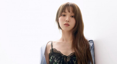 「長腿妖精」李聖經薄紗睡衣辣翻！尺度無上限 模特兒出身氣場果然超強