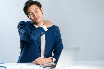 久坐臀部痠麻？醫：深臀症恐釀坐骨神經痛