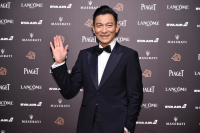 劉德華拍牀戲惹怒高層！遭冷凍400天、罰跑電梯　沒有主角能當