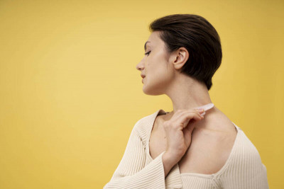 女生最困擾的黑脖子！ 原來是喫太甜惹禍