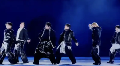 BTS光化門嗨唱神曲《Mic Drop》！音樂一下ARMY齊喊：對不起媽媽