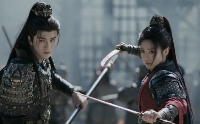 《逐玉》田曦薇戰場戲殺瘋！「滿地」穿心亡、劇迷崩潰：要哭死了