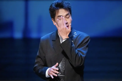 王傳一半年只回家10天！自認虧欠家人爆淚　女兒台下喊：爸爸加油