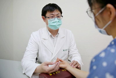 春天濕重早晚溫差大 慈濟中醫師籲春季養肝兼顧脾胃