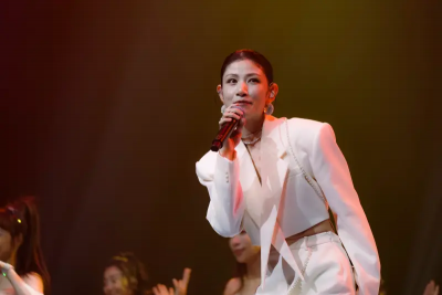 李千娜暴瘦變竹籤腿！世紀血案風波後首登《鑽石舞台》開唱做公益