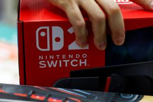 續航痛點有解？傳任天堂 Switch 2 新版本能自行換電池