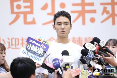 阮經天東京甜牽小20歲小模女友！經紀人12字回應　沒有否認掀熱議