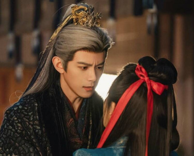 一週漂髮3次！ 《逐玉》鄧凱爆「頭皮灼傷」 醫揭嚴重會禿