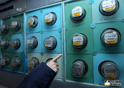 快訊／商總董事長許舒博搶先經濟部宣布　4月至9月電價凍漲