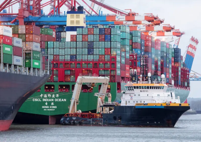 尷尬了！中國中遠海運2貨櫃船　在荷姆茲海峽前遭伊朗攔下