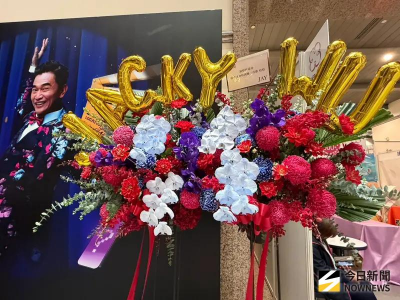 吳宗憲和周傑倫世紀破冰！憲哥開唱他送花：好奇你會唱我哪首歌