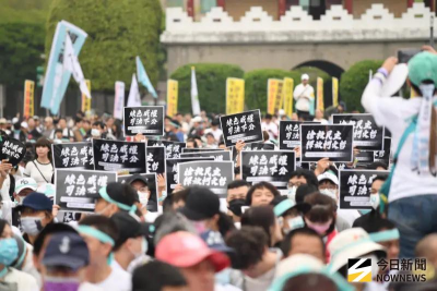 觀察／柯文哲判刑17年！小草上凱道討公道　白營緊抓青年基本盤