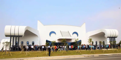 「白色巨貓」現蹤屏東！台灣貓食工廠「愛貓一生」啟用