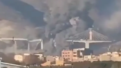 威脅伊朗趕快談判！川普貼轟炸影片：他們最高最大的橋已被毀