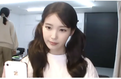 IU突公開15年前練習花絮？真相竟是愚人節企劃！雙馬尾神還原過去