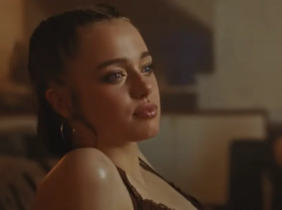 裘莉女兒希蘿藏身K-pop！像極媽年輕時　韓方竟不知她是布裘長女