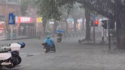 中國廣東也遇清明暴雨！一票苦主哀號：上山祭祖活像野外求生