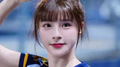 李秉諭爆戀上大15歲峮峮！自認愛姐姐型　2年前節目同框被她誇帥