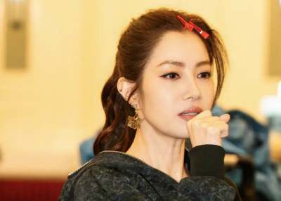 徐懷鈺為88元被扣身分證！傷頸椎難住院　全家靠她養卻比醫師冷漠