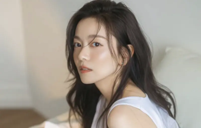 喻虹淵宣布復出！嫁周渝民神隱10年重返演藝圈　38歲近照凍齡美翻