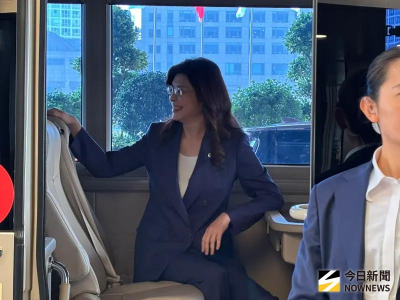 鄭麗文「擠巴士」受低規格接待？他揭事實直呼：不可能