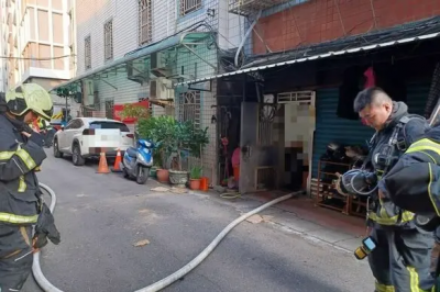 疑使用打火機釀禍！三重民宅氣爆　妙齡女全身30%二度燒傷