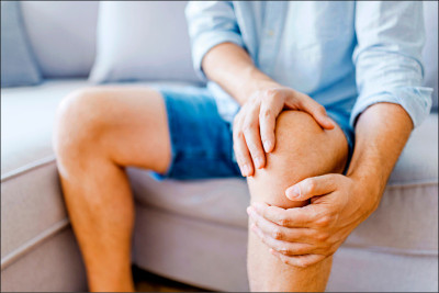 十字韌帶斷裂沒手術 28歲青年膝蓋退化如老人