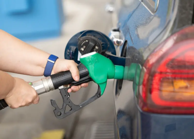 川普封鎖荷姆茲海峽倒數！伊朗嗆懷念便宜油價　布蘭特原油飆7%